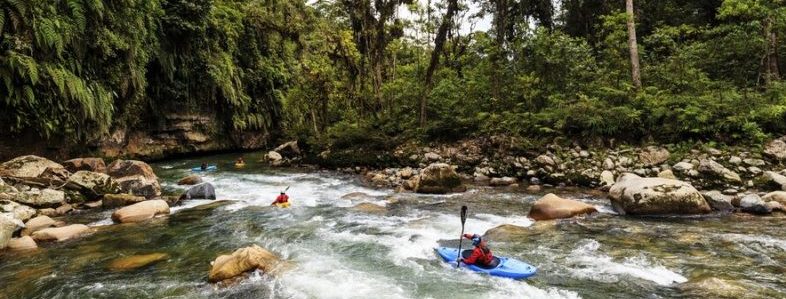 kayakinginecuadorriverstoursadventurestrips